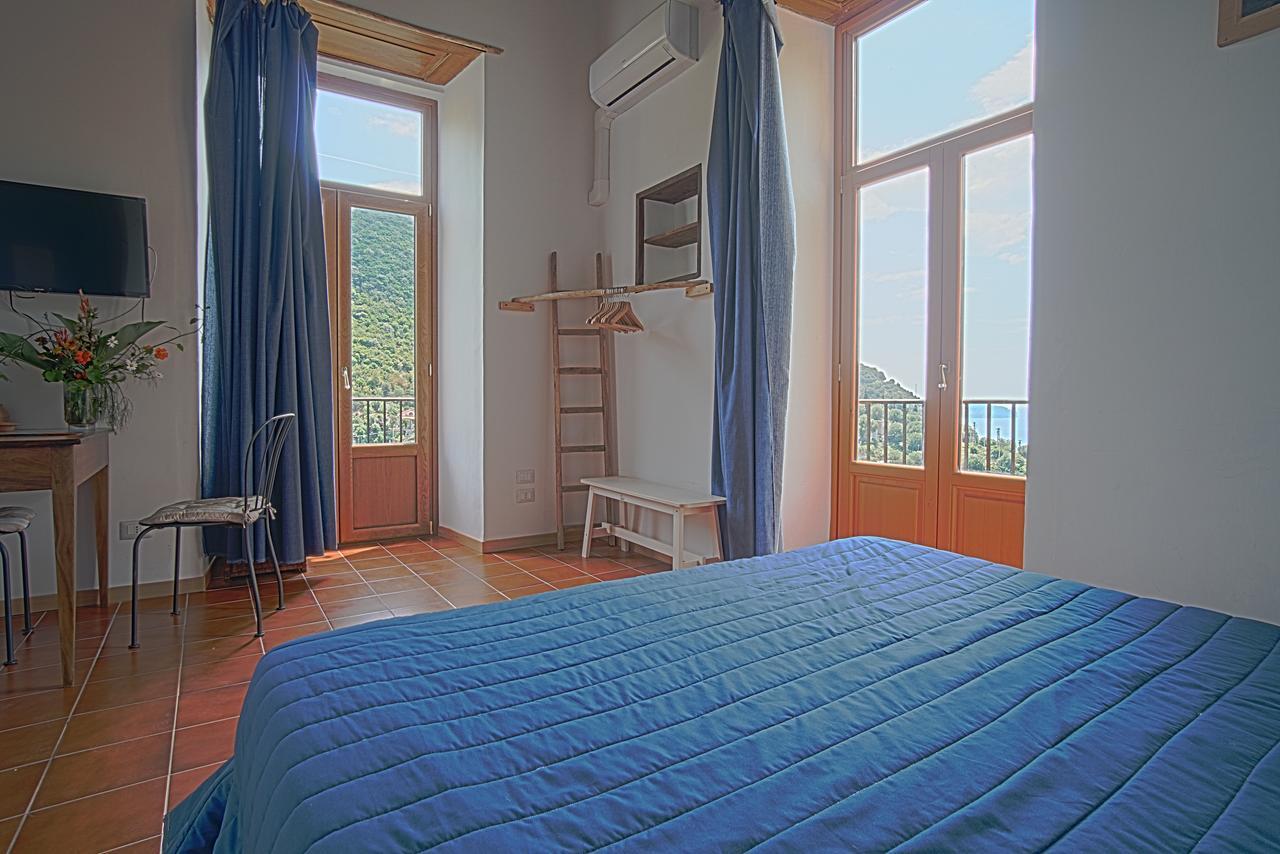 La Casa Sul Blu Albergo Diffuso Pisciotta Exterior foto